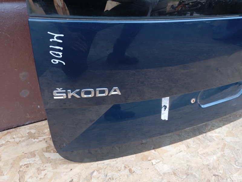 Крышка багажника Skoda YETI 2015