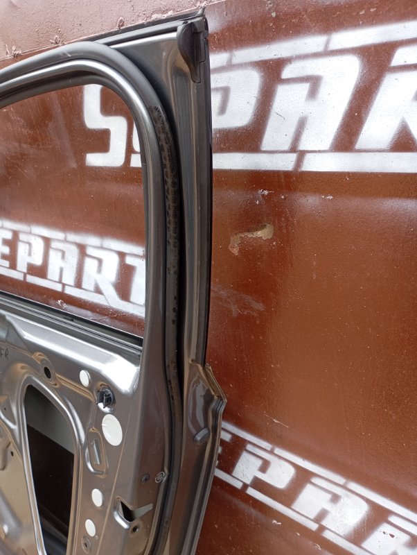 Дверь Skoda Karoq 2024