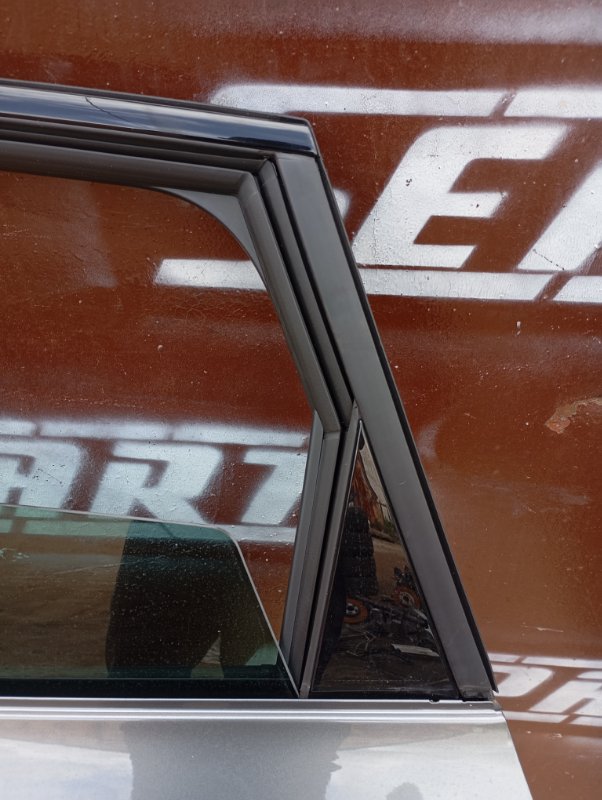 Дверь Skoda Karoq 2024