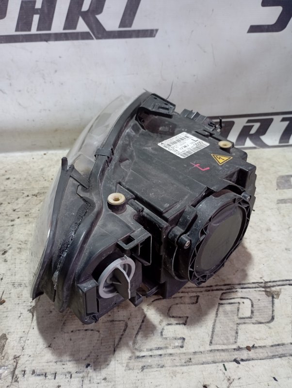 Фары Audi A4 2006 B7