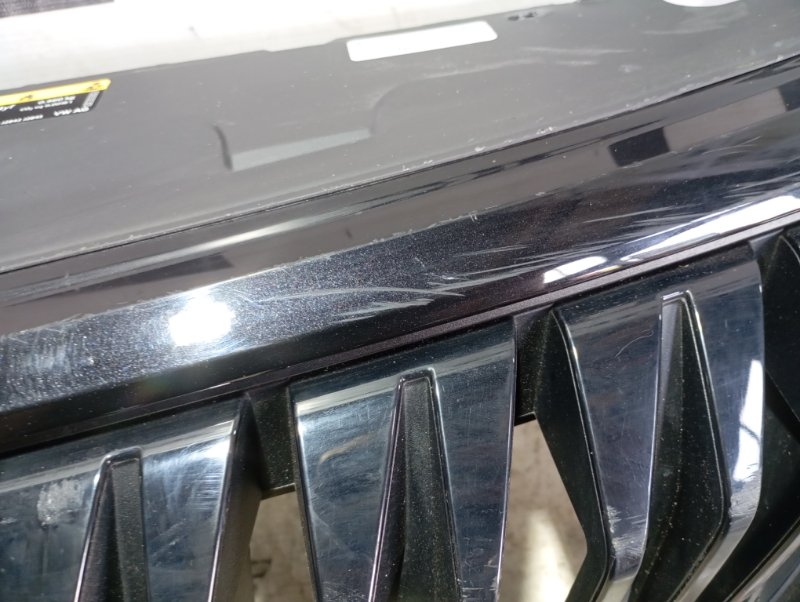 Решетка радиатора Skoda Karoq 2024