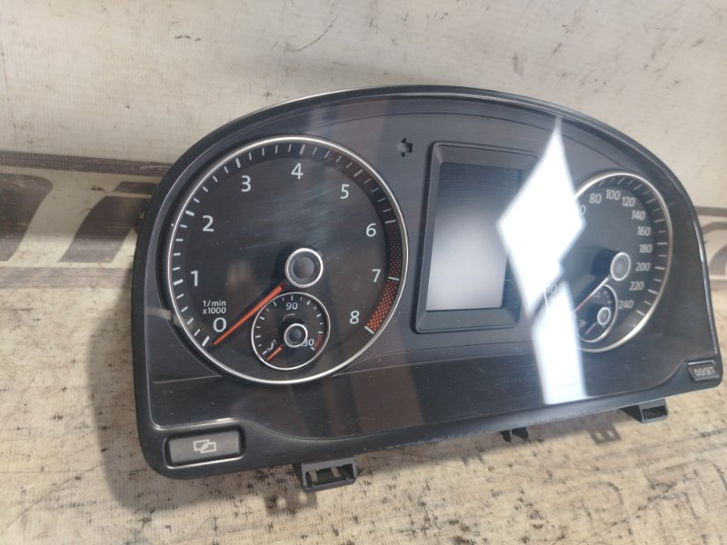 Панель приборов Volkswagen Touran 2011 1T