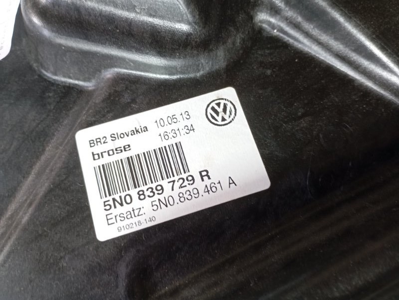 Стеклоподъемник Volkswagen Tiguan 2014 5N