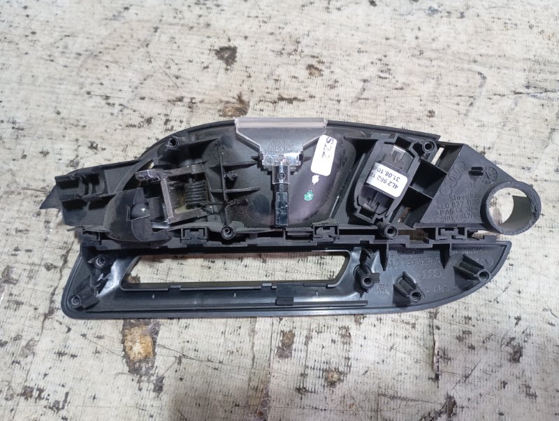 Ручка двери внутренняя Audi Q7 2010 4L
