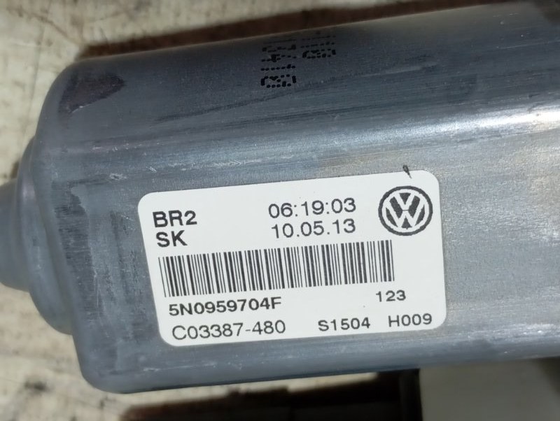 Мотор стеклоподъемника Volkswagen Tiguan 2014 5N