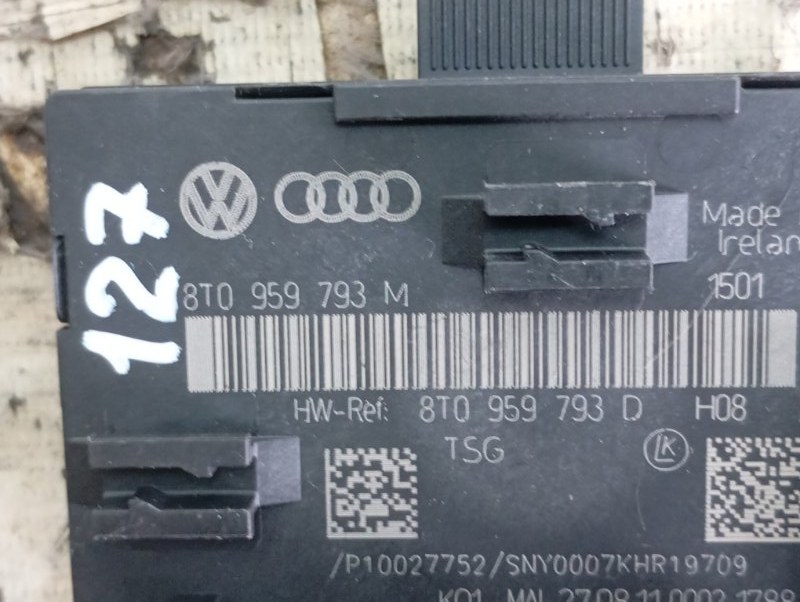 Блок управления двери Audi A4 2011 B8