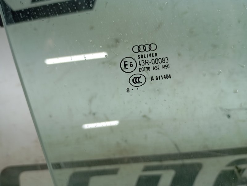 Стекло двери Audi A6 2010 C6