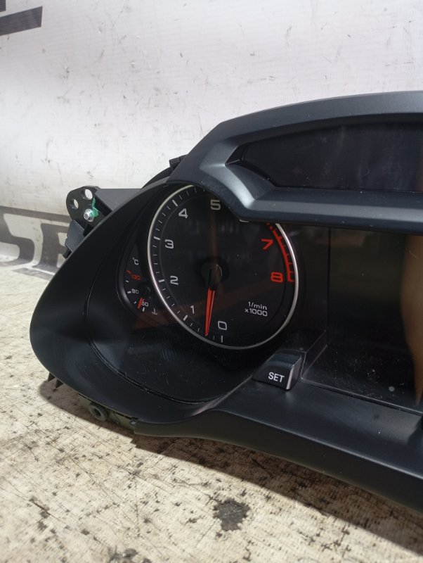 Приборная панель Audi A4 2008 B8