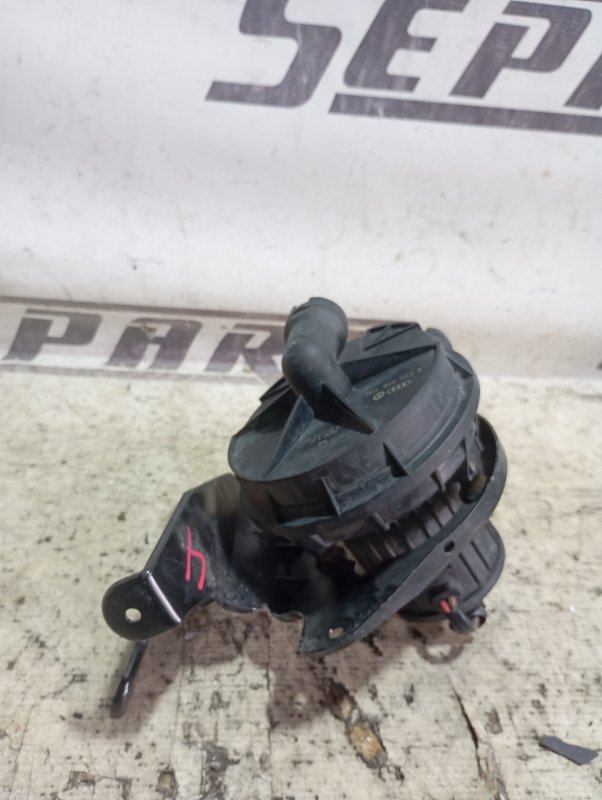 Насос продувки катализатора Audi A4 2002 B6