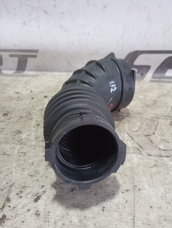 Патрубок Audi A4 2008 B8