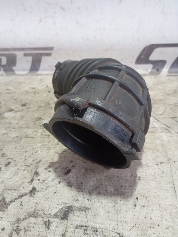 Патрубок Audi A4 2008 B8