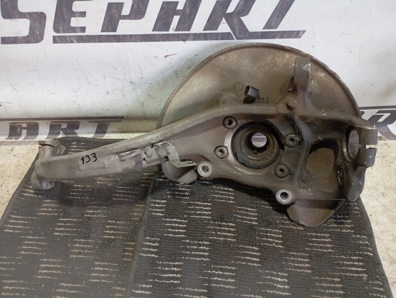 Кулак поворотный Audi A4 2008 B8