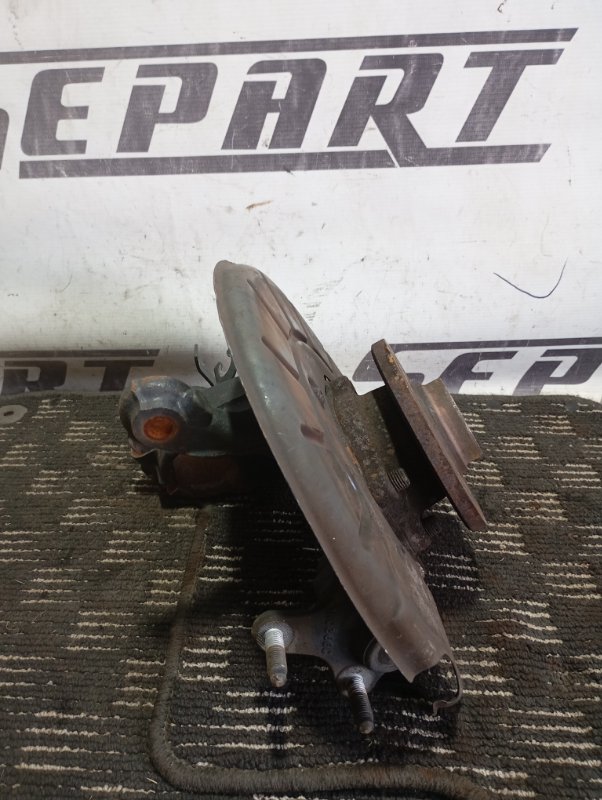Кулак поворотный Audi A3 2010 8P