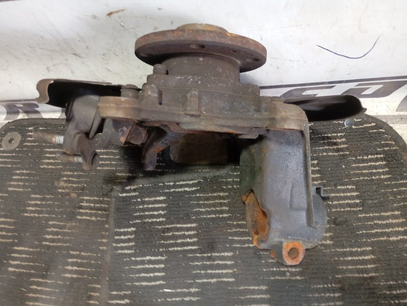 Кулак поворотный Audi A3 2010 8P