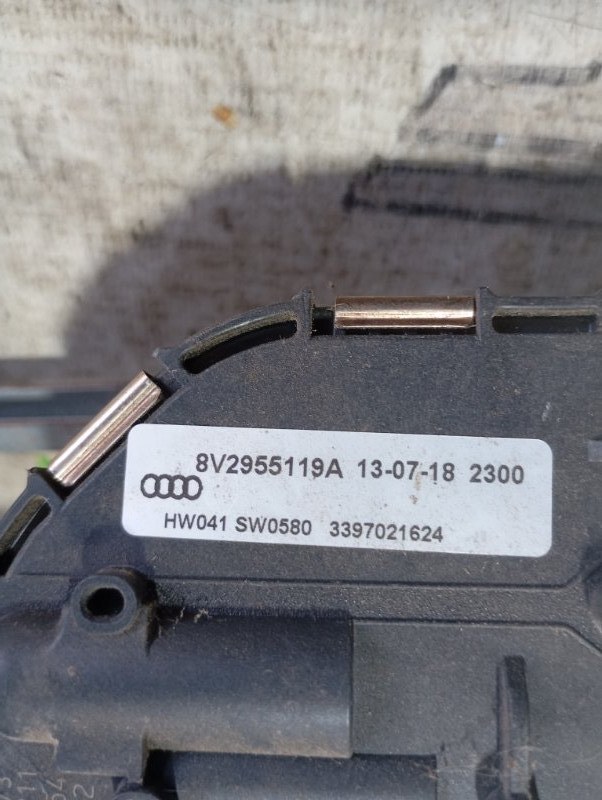 Трапеция дворников Audi A3 2013 8V hatchback