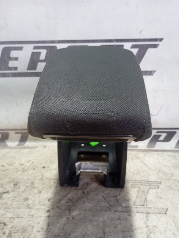 Подлокотник Skoda YETI 5L