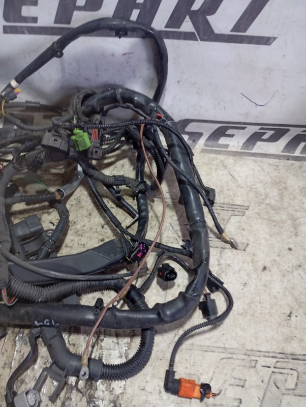 Проводка двигателя Audi A4 2011 B8