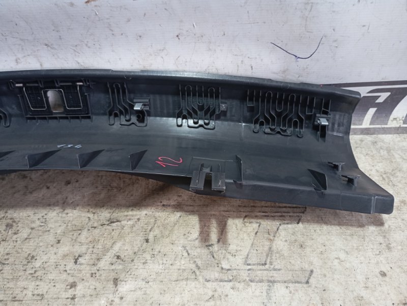 Накладка порога багажника Audi A4 2011 B8