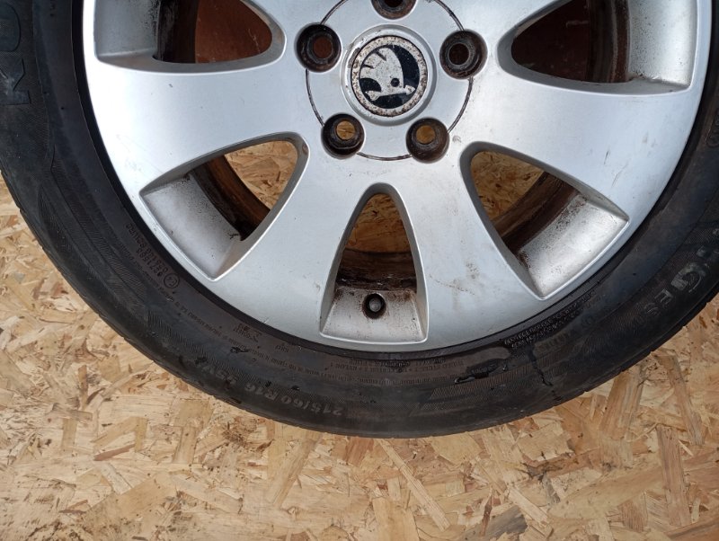 Колеса Skoda YETI 2010 5L