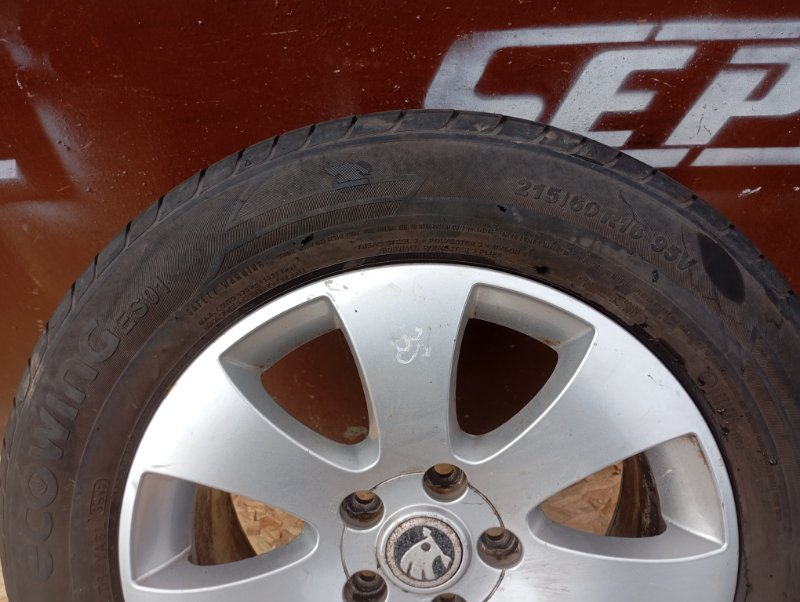 Колеса Skoda YETI 2010 5L