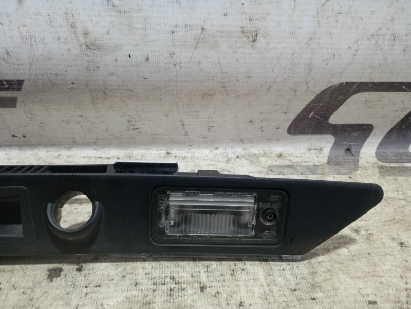 Планка подсветки номерного знака Audi A4 2002 B6