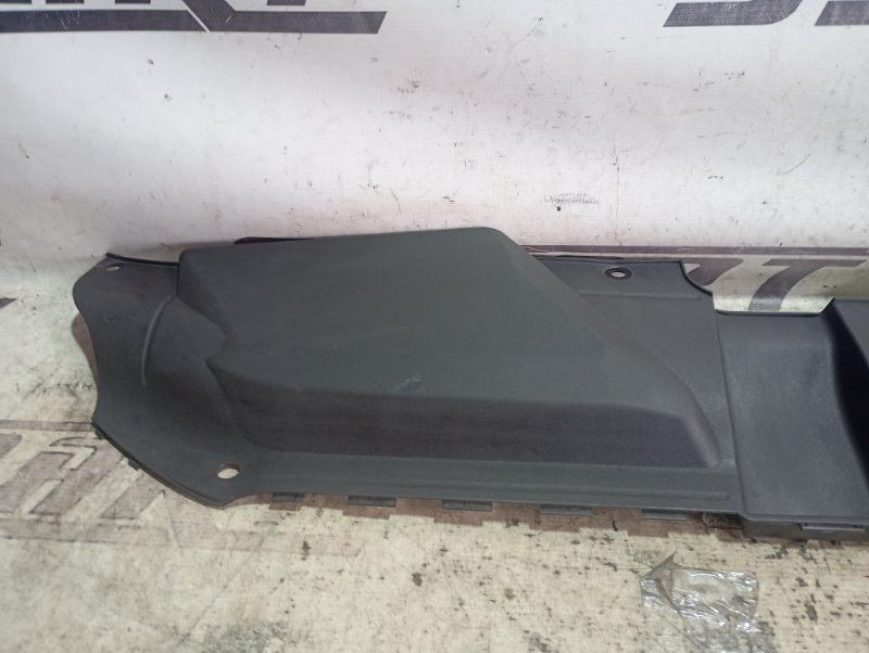 Накладка замка капота Audi A4 2008 B8