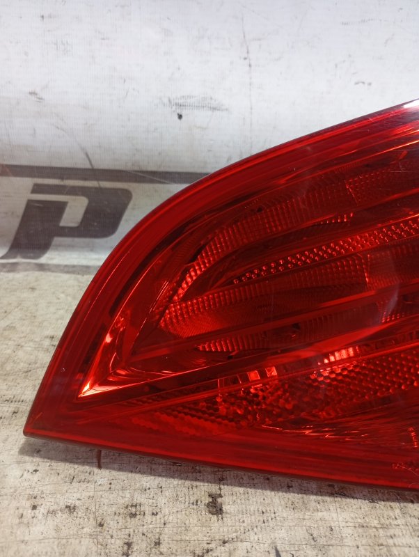 Фонарь внутренний Audi A4 2008 B8