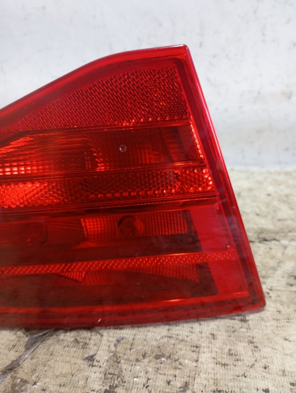 Фонарь внутренний Audi A4 2008 B8