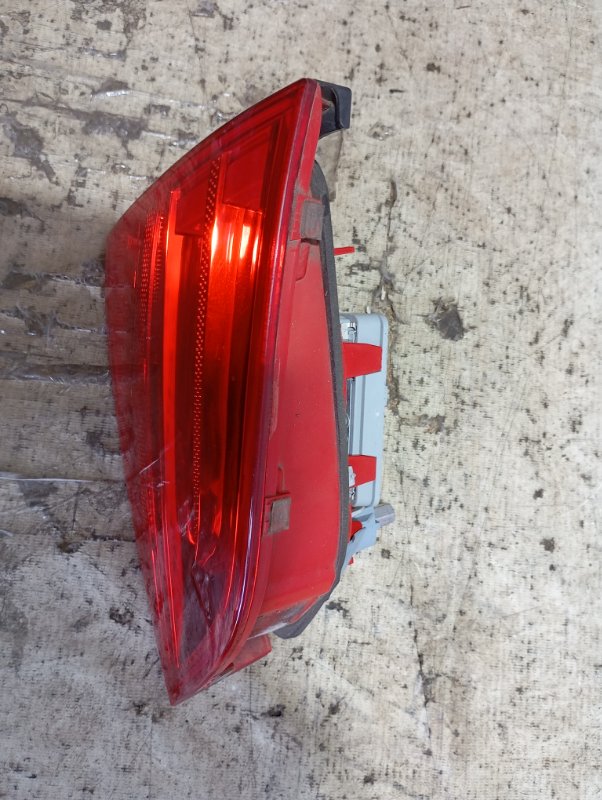 Фонарь внутренний Audi A4 2008 B8