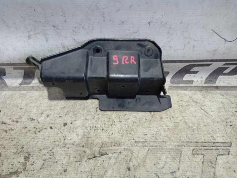 Кронштейн бампера Audi A6 2007 C6