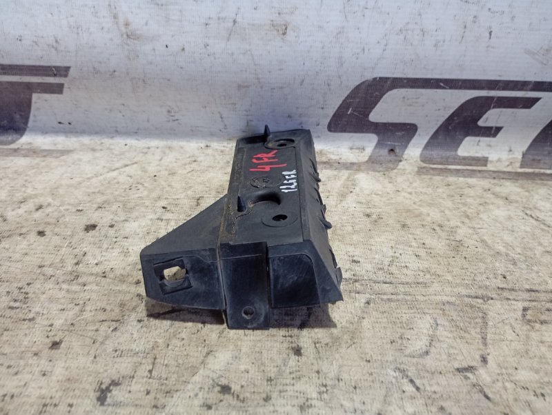 Кронштейн бампера Audi A4 2002 B6