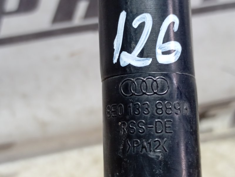Патрубок вентиляции картера Audi A4 2002 B6