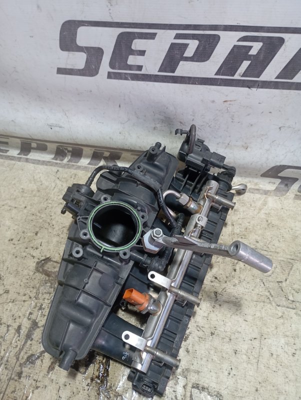 Впускной коллектор Audi Q3 2012 8U