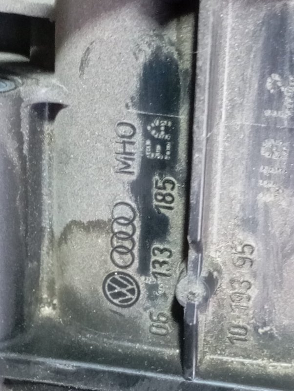 Впускной коллектор Audi Q3 2012 8U
