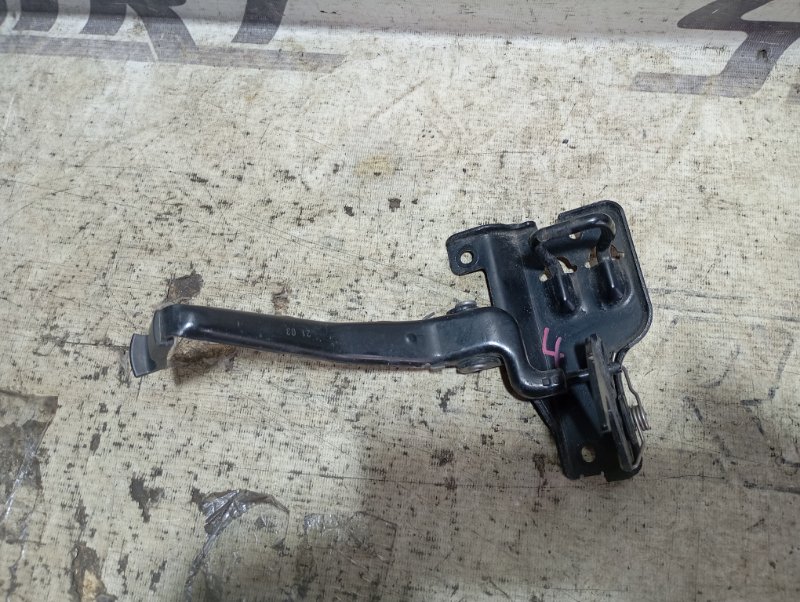 Замок капота Audi A4 2002 B6
