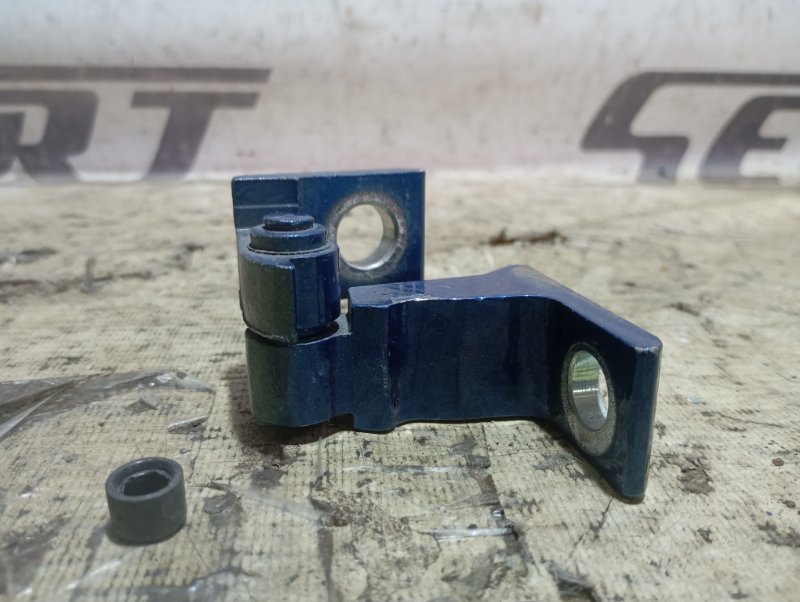 Петля двери верхняя Audi A4 2008 B8