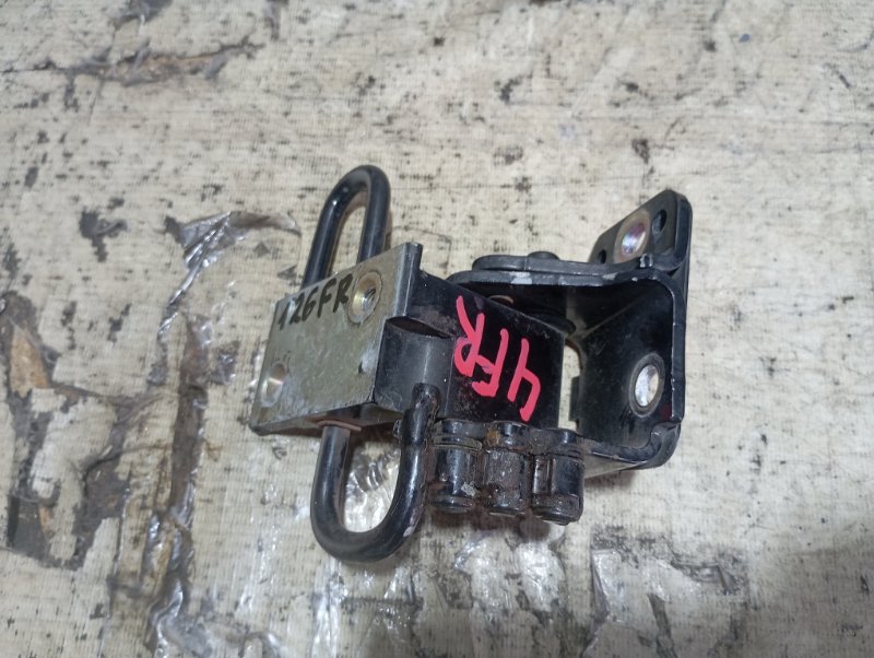 Петля двери верхняя Audi A4 2002 B6