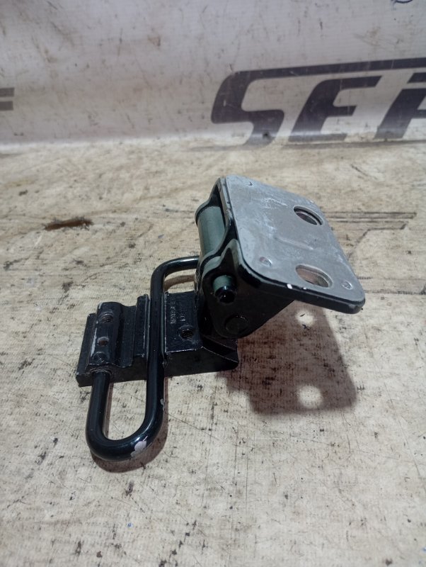 Петля двери верхняя Audi A6 2007 C6