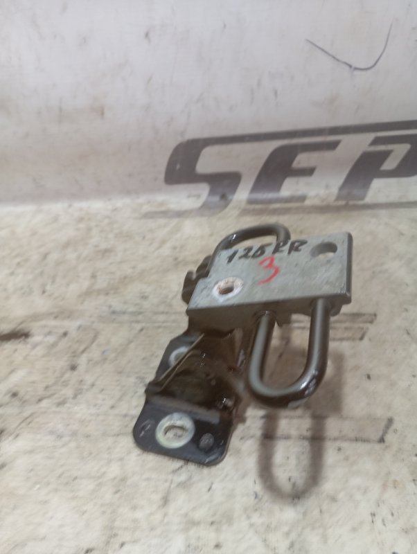 Петля двери верхняя Audi A3 2010 8P