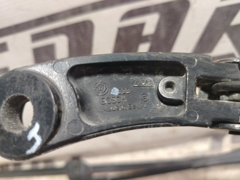 Поводки стеклоочистителей Volkswagen Touareg NF