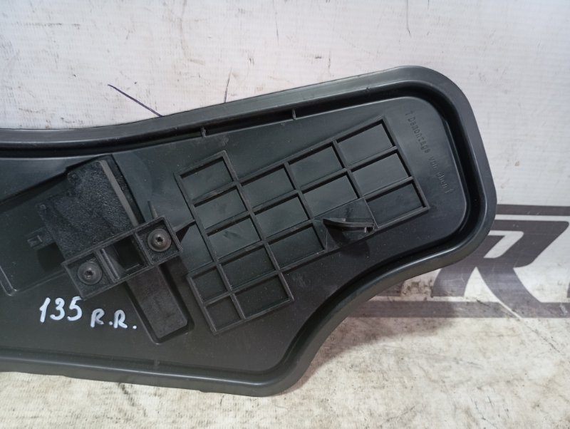 Заглушка двери Audi Q5 2010 8R