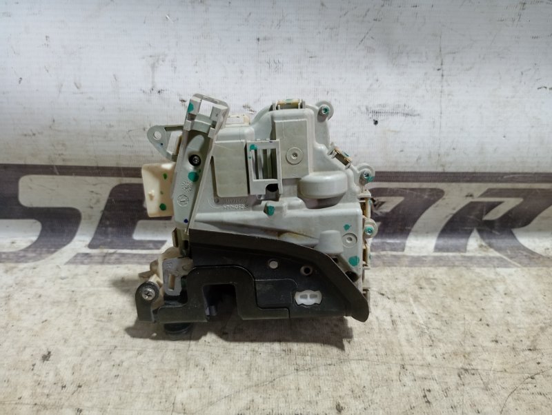 Замок двери Audi Q5 2010 8R