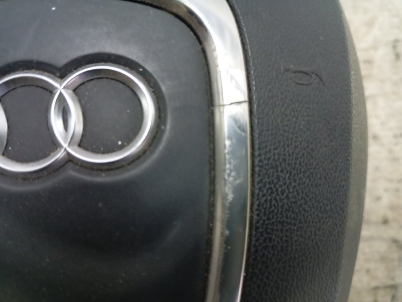 Подушка безопасности в руль Audi Q5 2010 8R