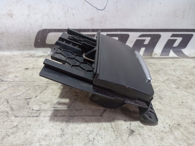 Прикуриватель Audi Q5 2010 8R