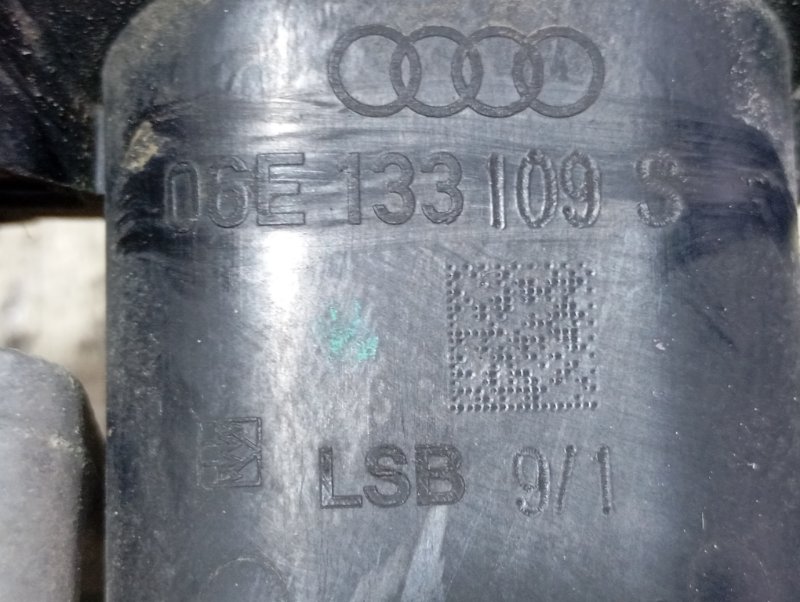 Выпускной коллектор Audi Q5 2010 8R