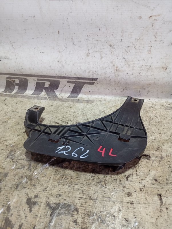Кронштейн бампера Audi A4 2002 B6