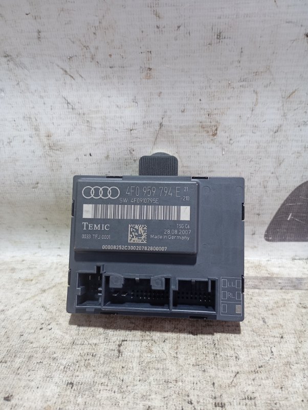 Блок управления двери Audi A6 2007 C6