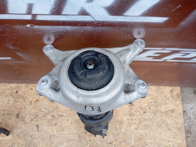 Стойки подвески Audi A4 2008 B8
