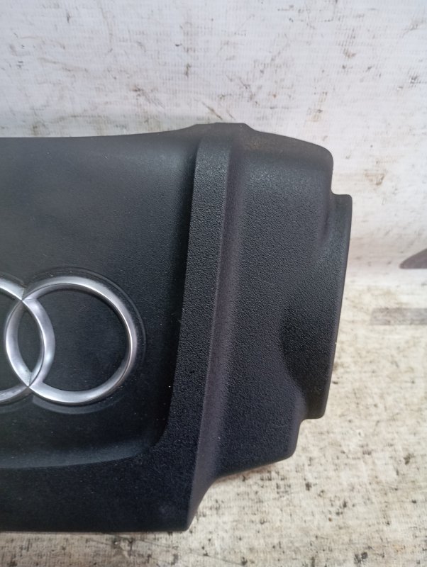 Крышка двигателя Audi A6 2007 C6