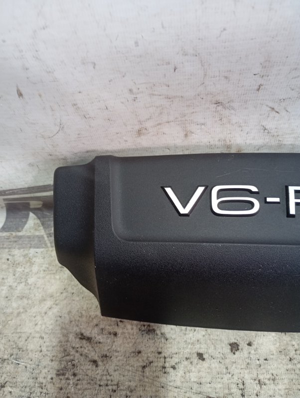 Крышка двигателя Audi A6 2007 C6